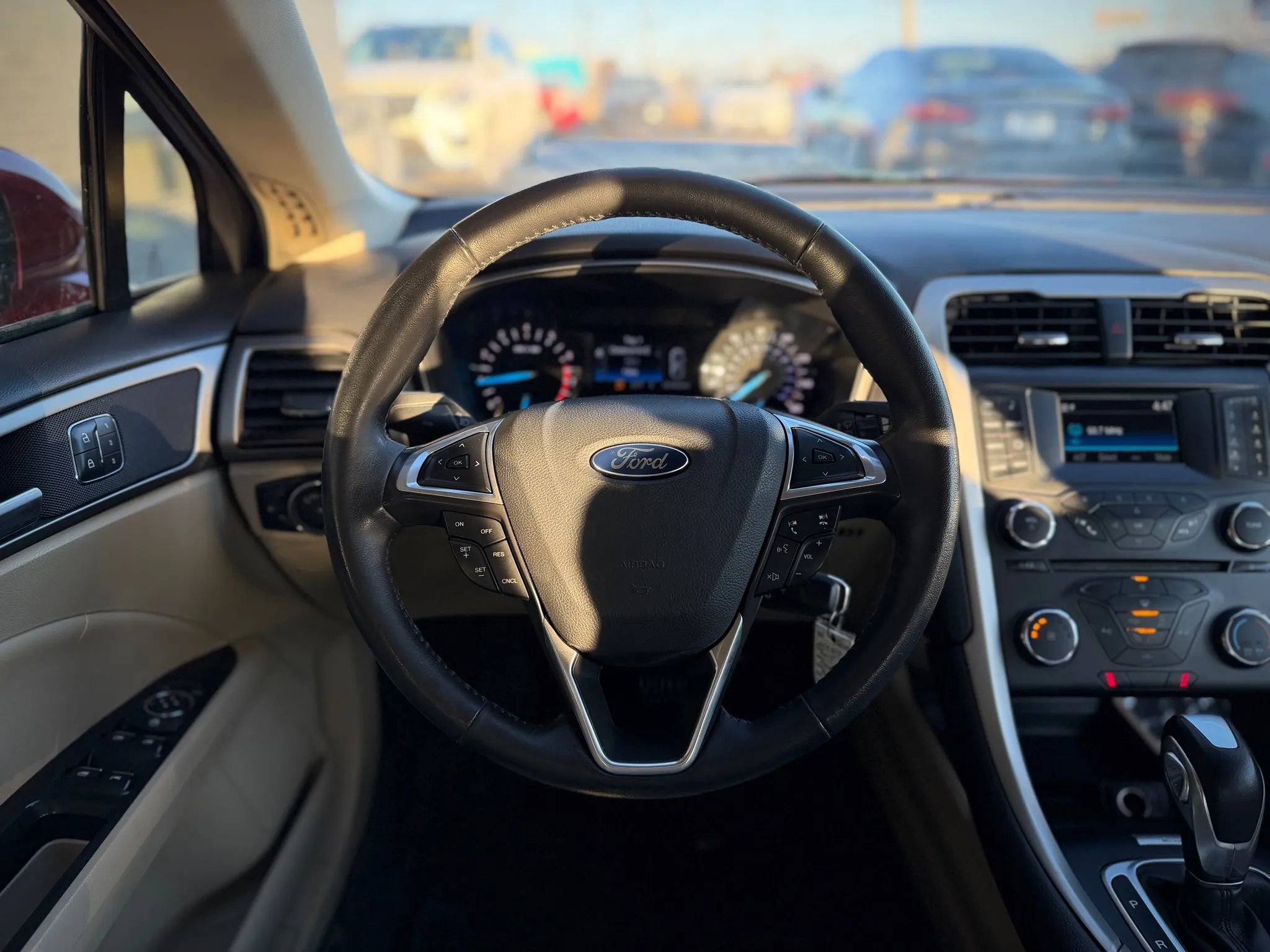 Used 2015 Ford Fusion SE w/ Equipment Group 202A image 10