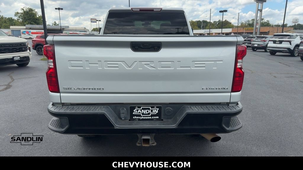 Used 2023 Chevrolet Silverado 2500 Custom w/ Custom Value Package AWD/4WD image 8