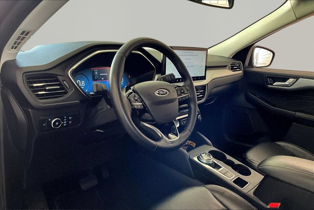 Used 2024 Ford Escape Platinum AWD/4WD image 16