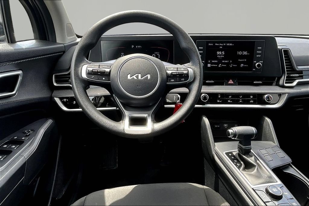 Used 2025 Kia Sportage LX FWD image 10
