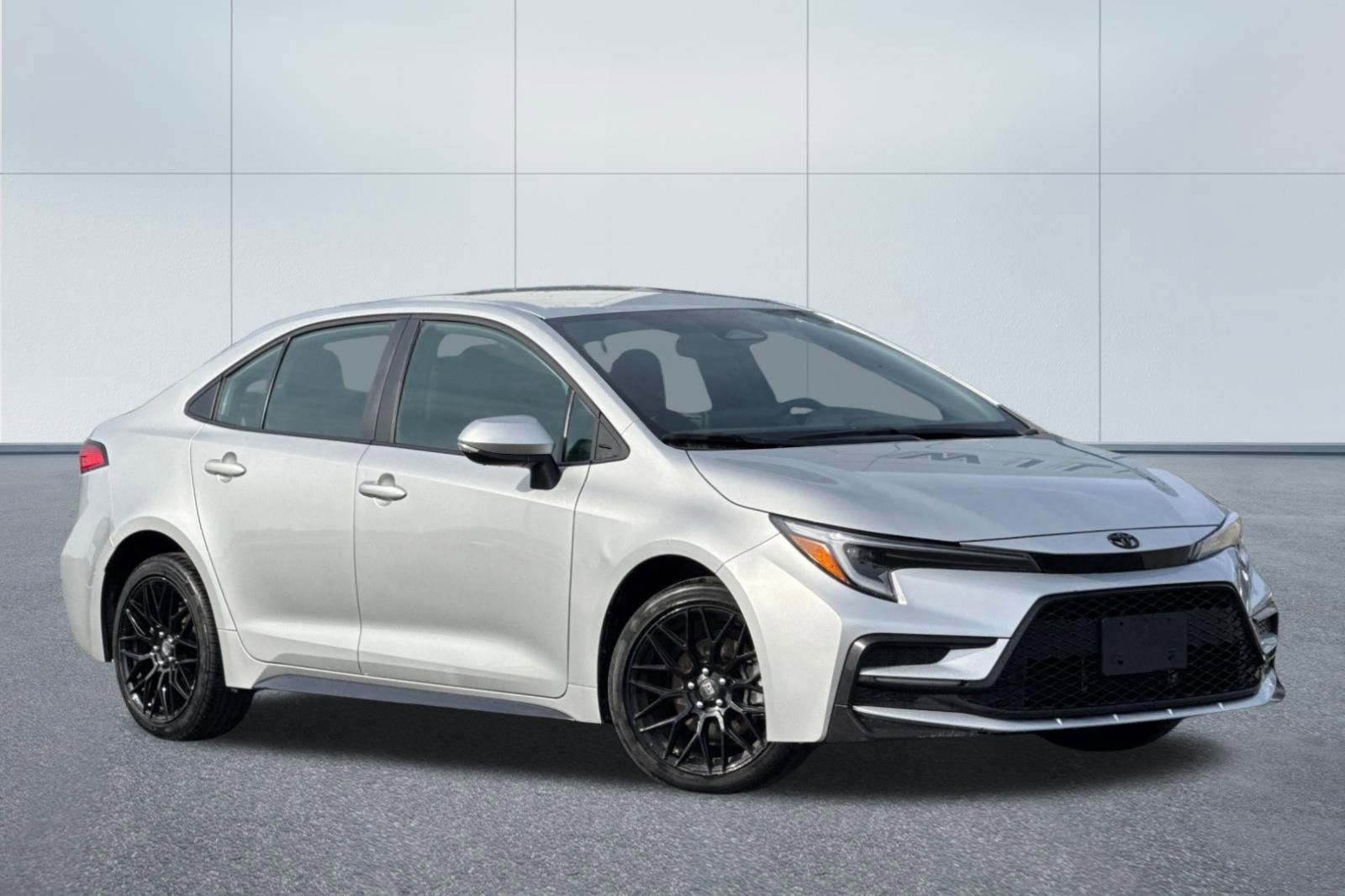 Used 2025 Toyota Corolla SE