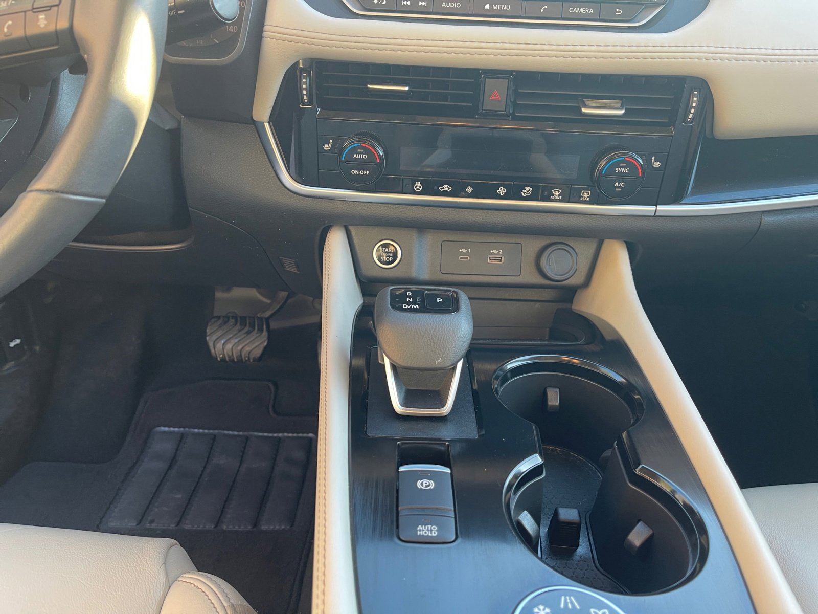 Used 2023 Nissan Rogue SL image 12