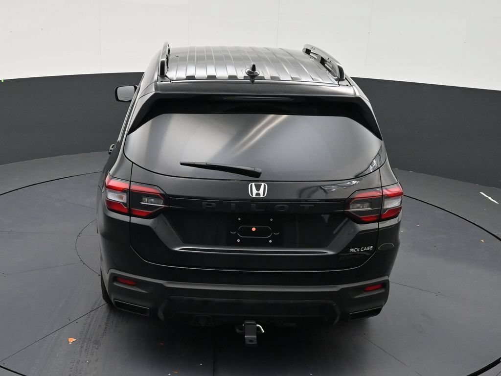 Used 2026 Honda Pilot Sport image 14