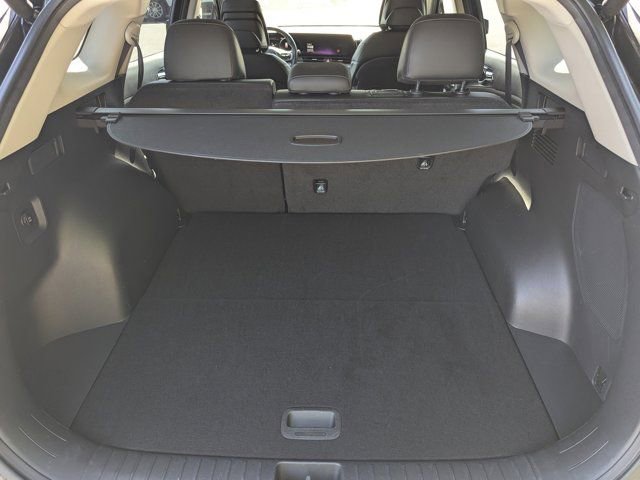 Used 2025 Kia Sportage SX image 16