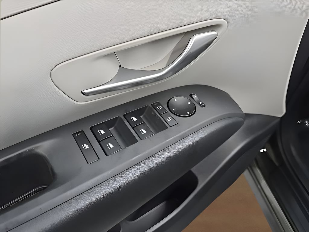 New 2026 Hyundai Tucson SE AWD/4WD image 9