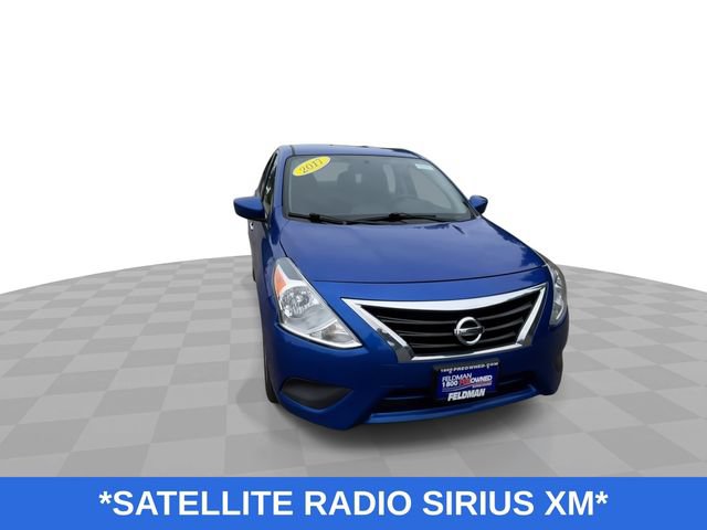 Used 2017 Nissan Versa SV FWD image 4