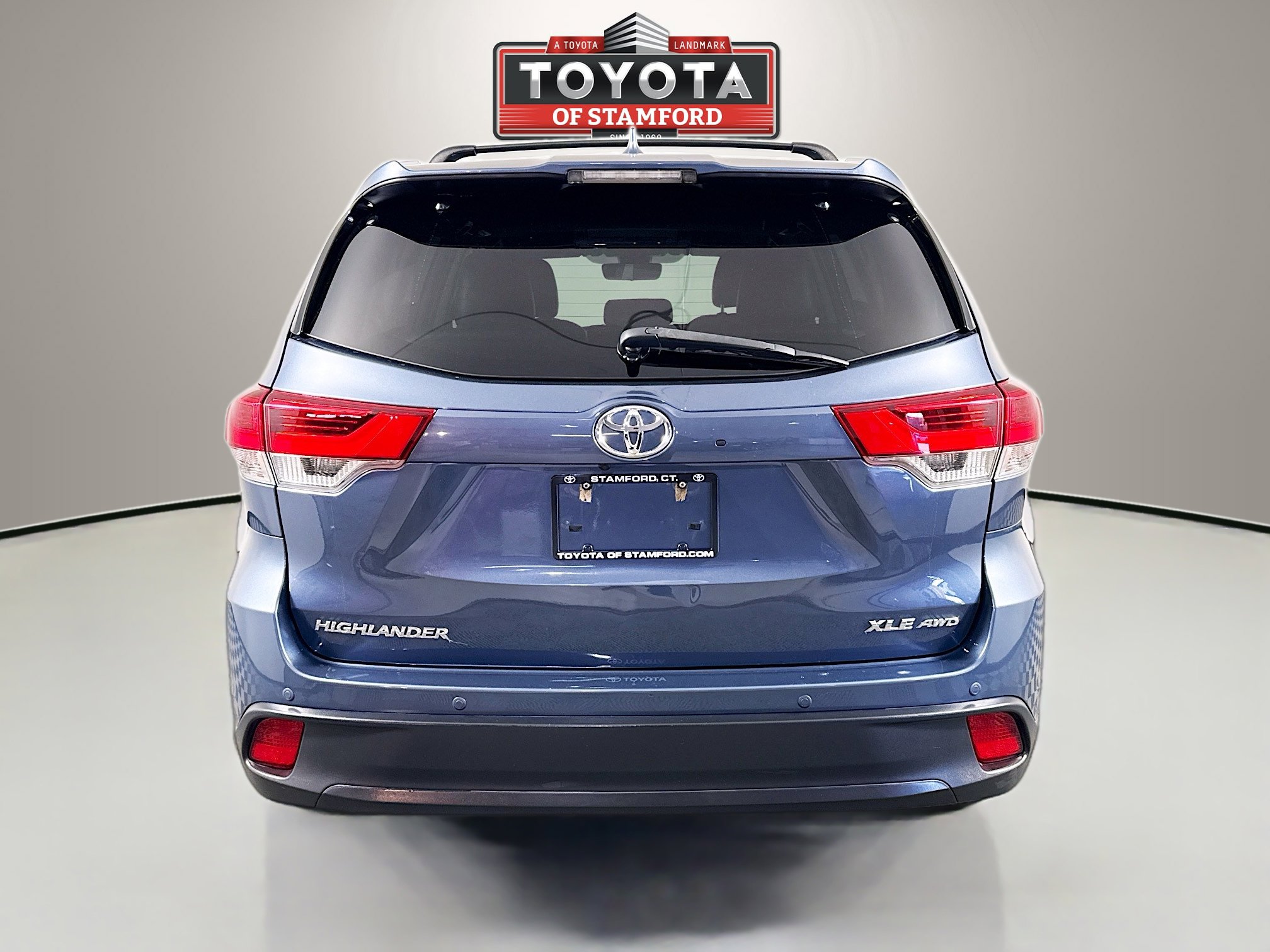 Certified 2019 Toyota Highlander XLE AWD/4WD image 6