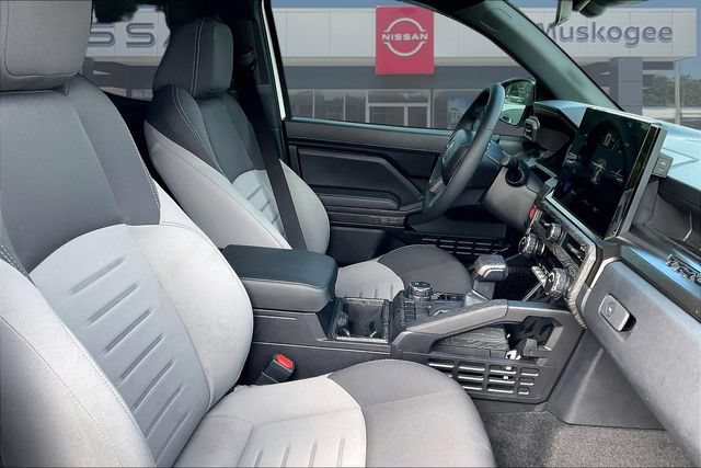 Used 2025 Toyota Tacoma TRD Sport AWD/4WD image 28