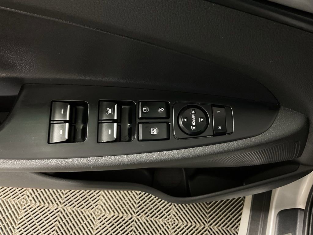 Used 2020 Hyundai Tucson Limited image 17