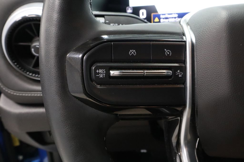 Used 2024 Chevrolet Colorado LT w/ LT Convenience Package III image 21