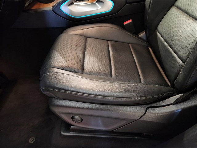 Used 2024 Mercedes-Benz GLE 350 4MATIC w/ Winter Package image 24