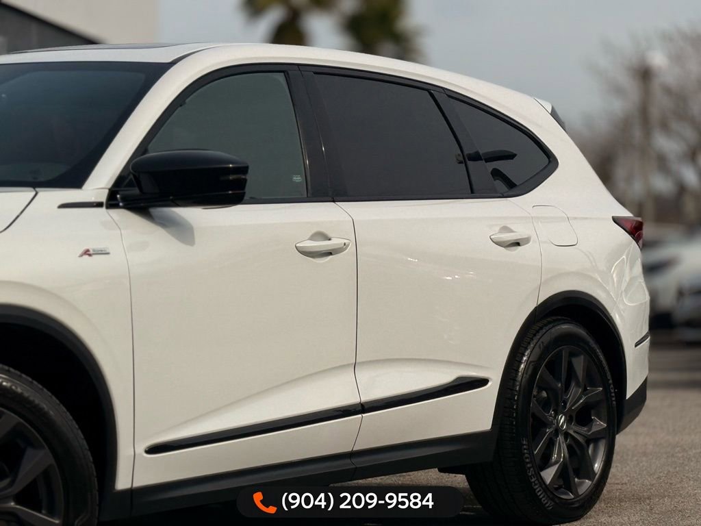 Used 2023 Acura MDX A-Spec image 3