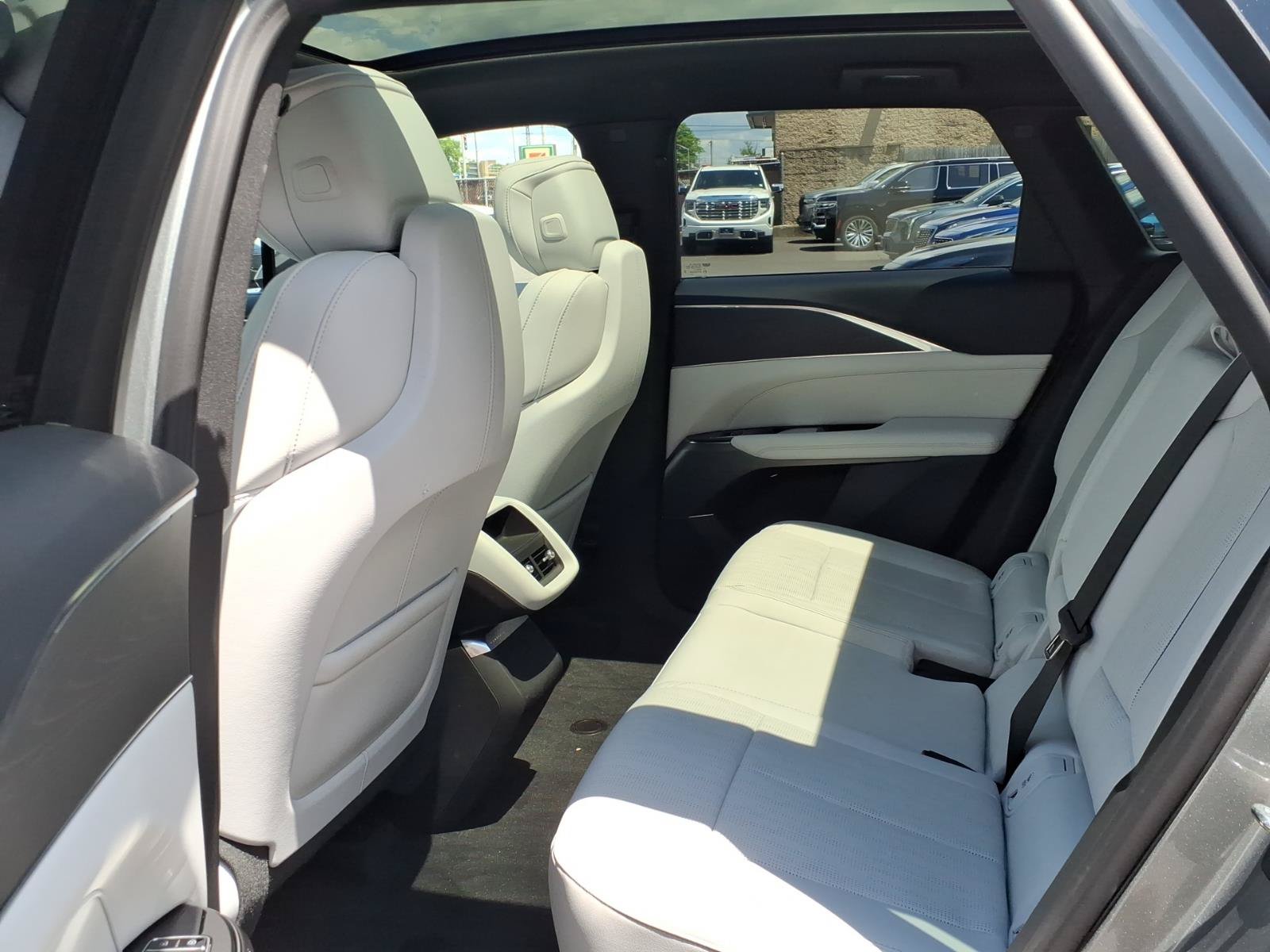 Certified 2024 Cadillac Lyriq Sport w/ LPO, Floor Liner Package AWD/4WD image 15