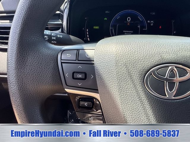 Used 2025 Toyota Camry LE FWD image 28