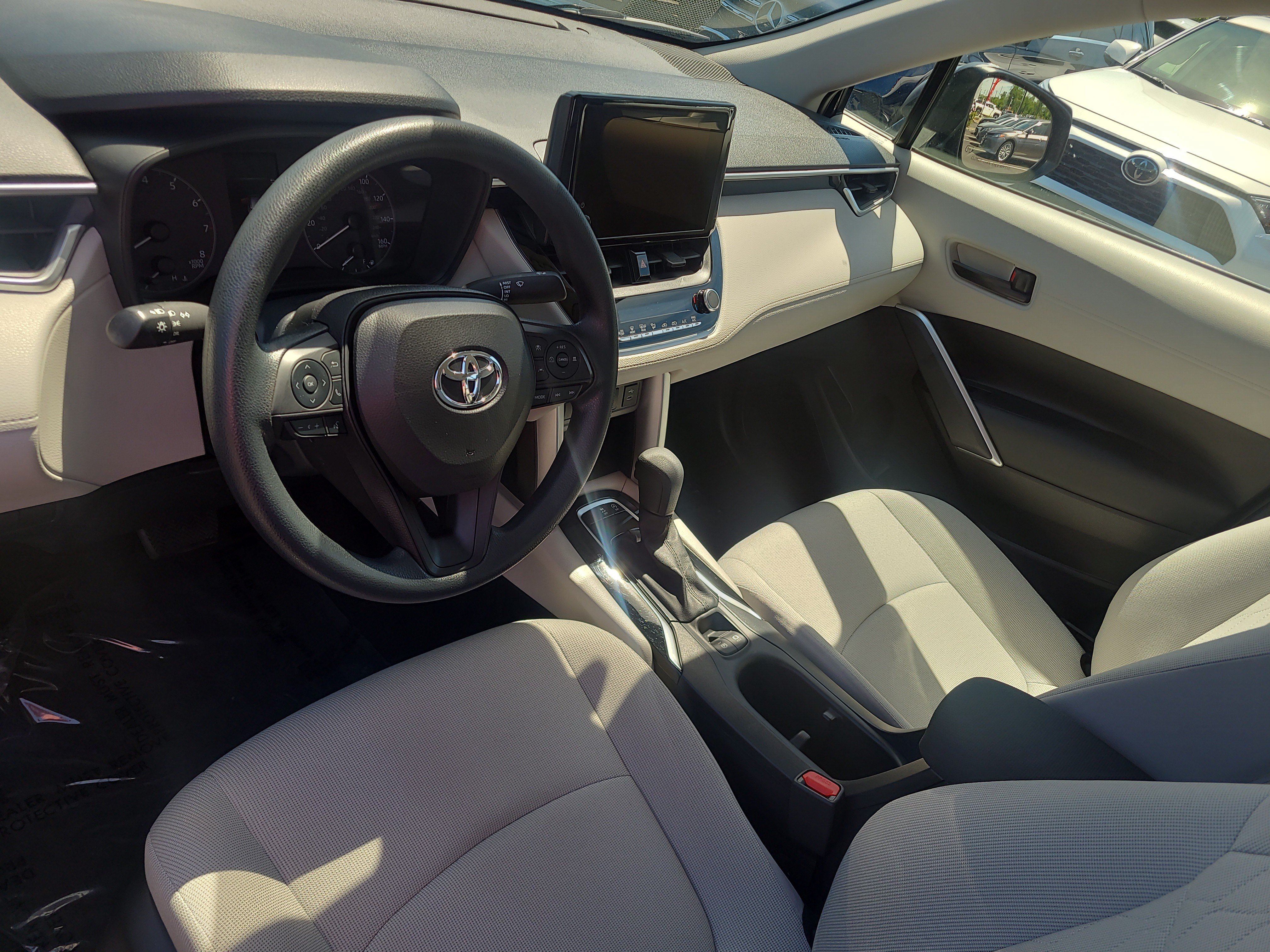 Certified 2023 Toyota Corolla Cross L AWD/4WD image 15