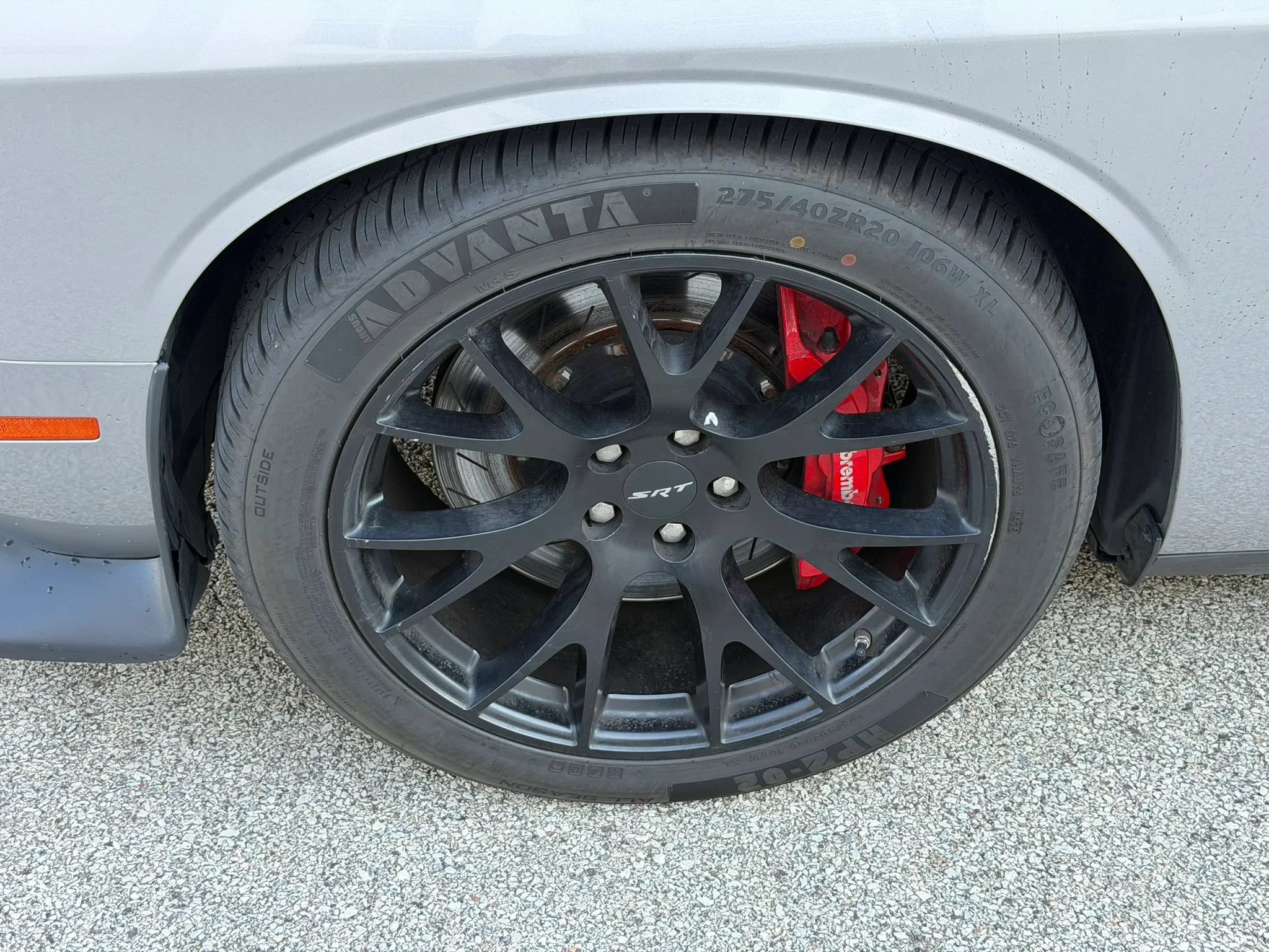 Used 2015 Dodge Challenger SRT RWD image 9
