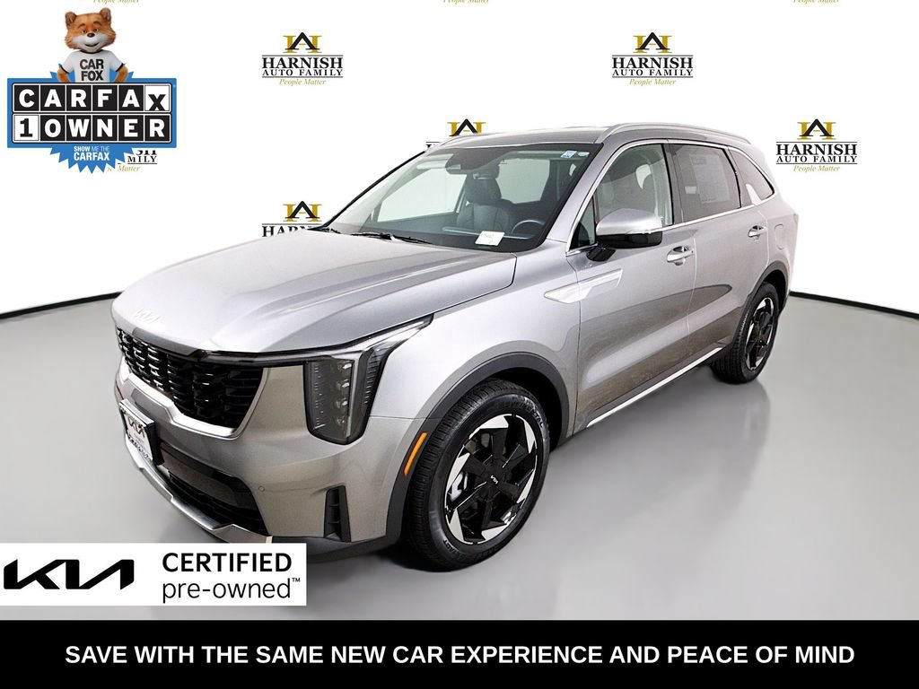 Certified 2025 Kia Sorento EX AWD/4WD image 3