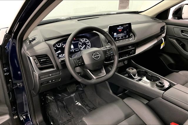 New 2026 Nissan Rogue SV image 7