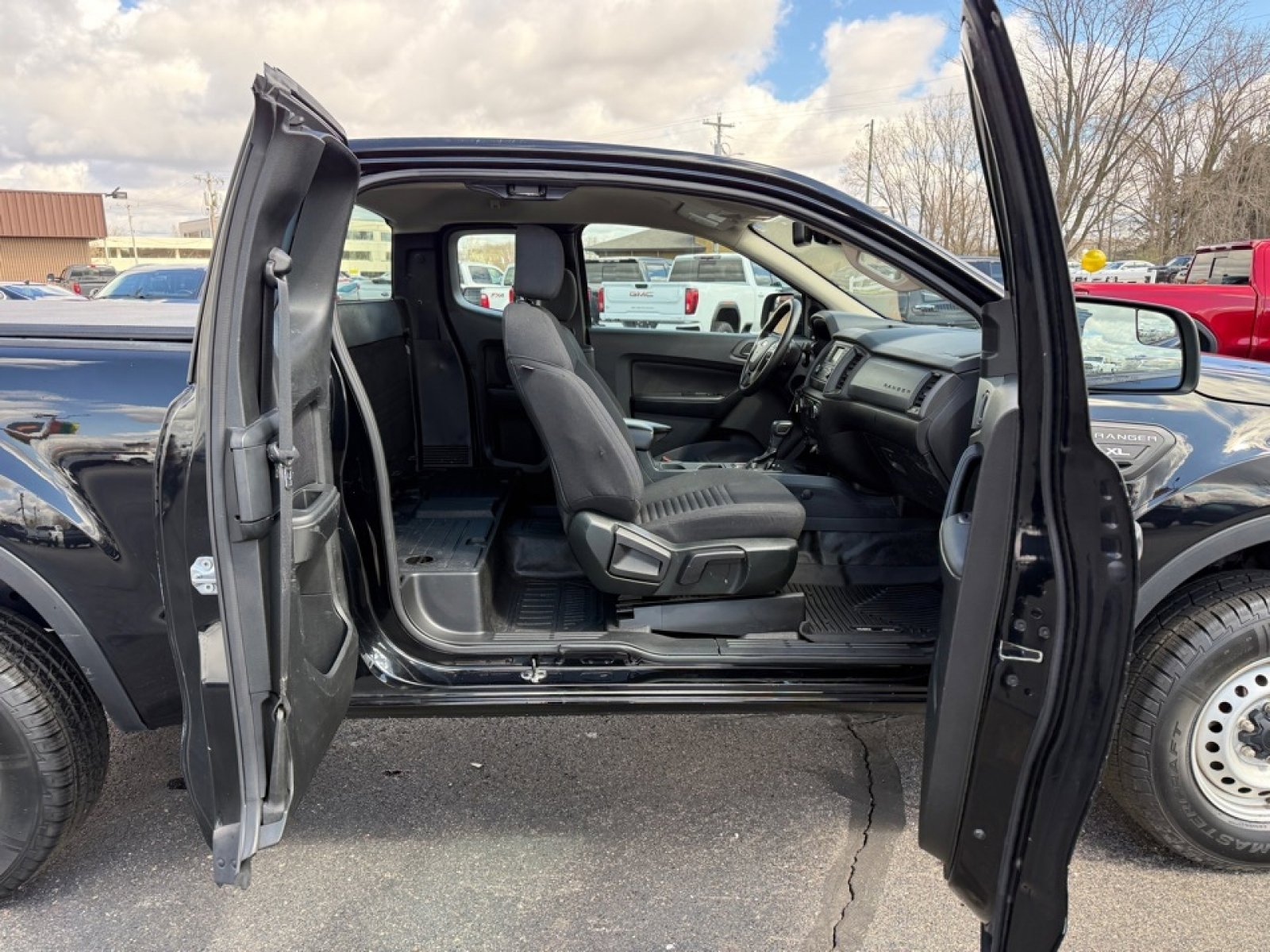 Used 2022 Ford Ranger XL image 23