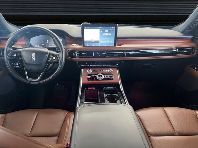Used 2023 Lincoln Aviator Grand Touring image 10