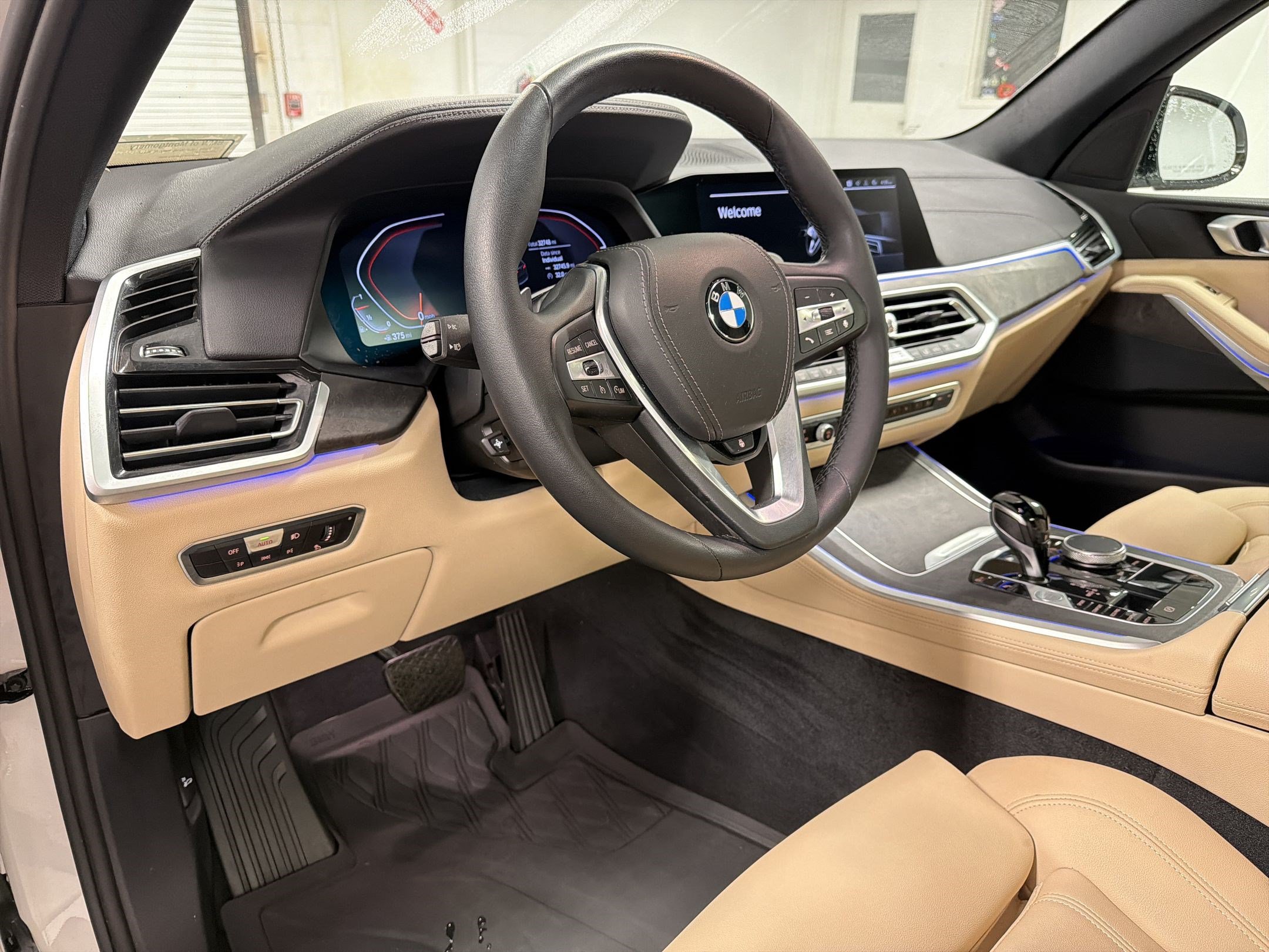 Certified 2022 BMW X5 sDrive40i w/ Premium Package RWD image 4
