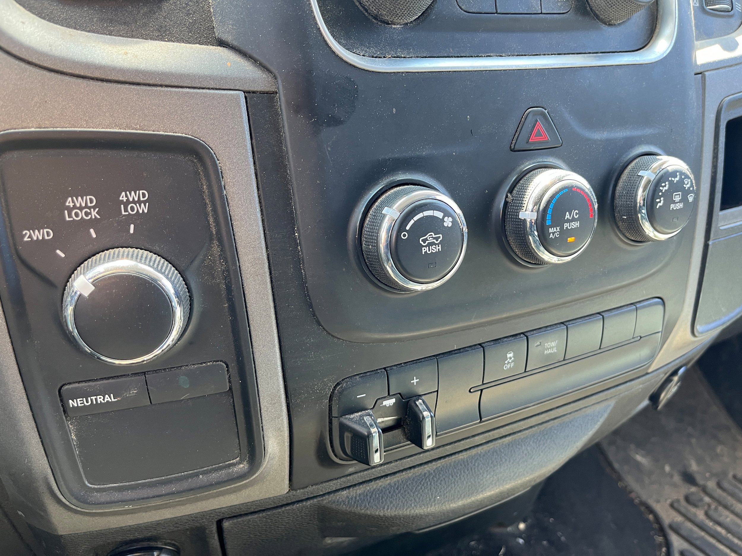 Used 2014 RAM 2500 Tradesman w/ Popular Equipment Group AWD/4WD image 9