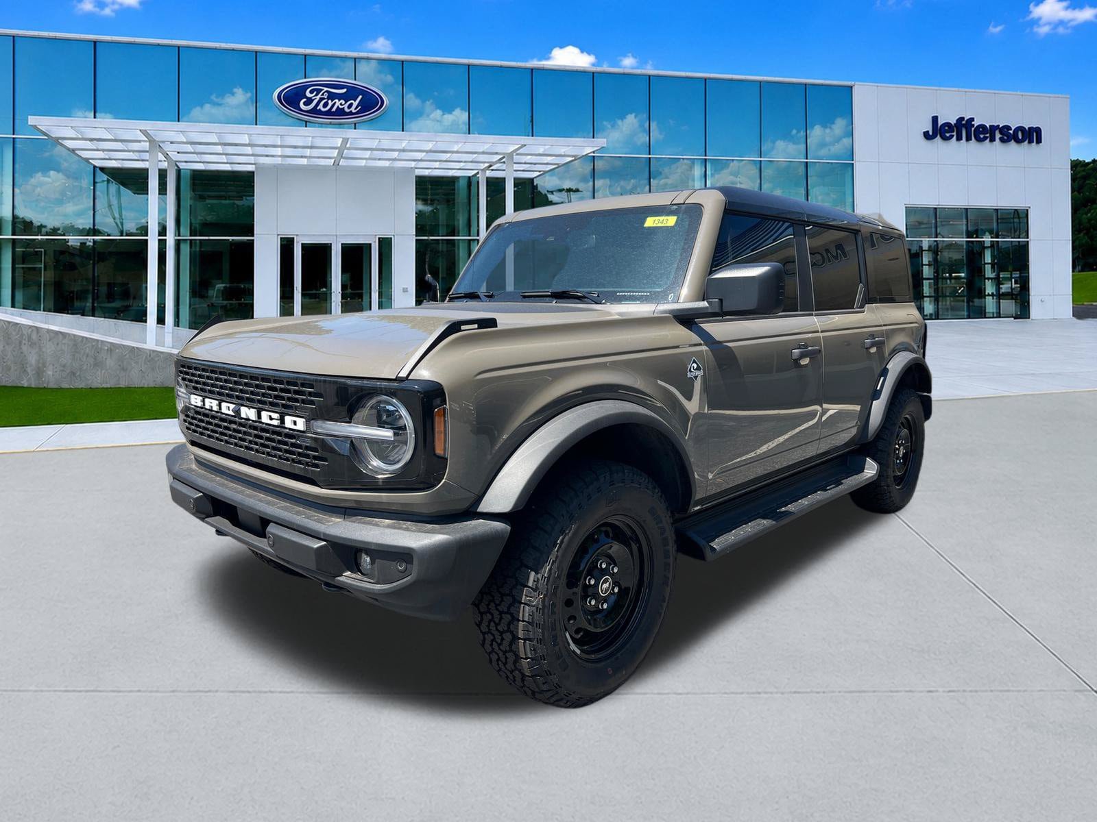 New 2026 Ford Bronco Outer Banks AWD/4WD image 3