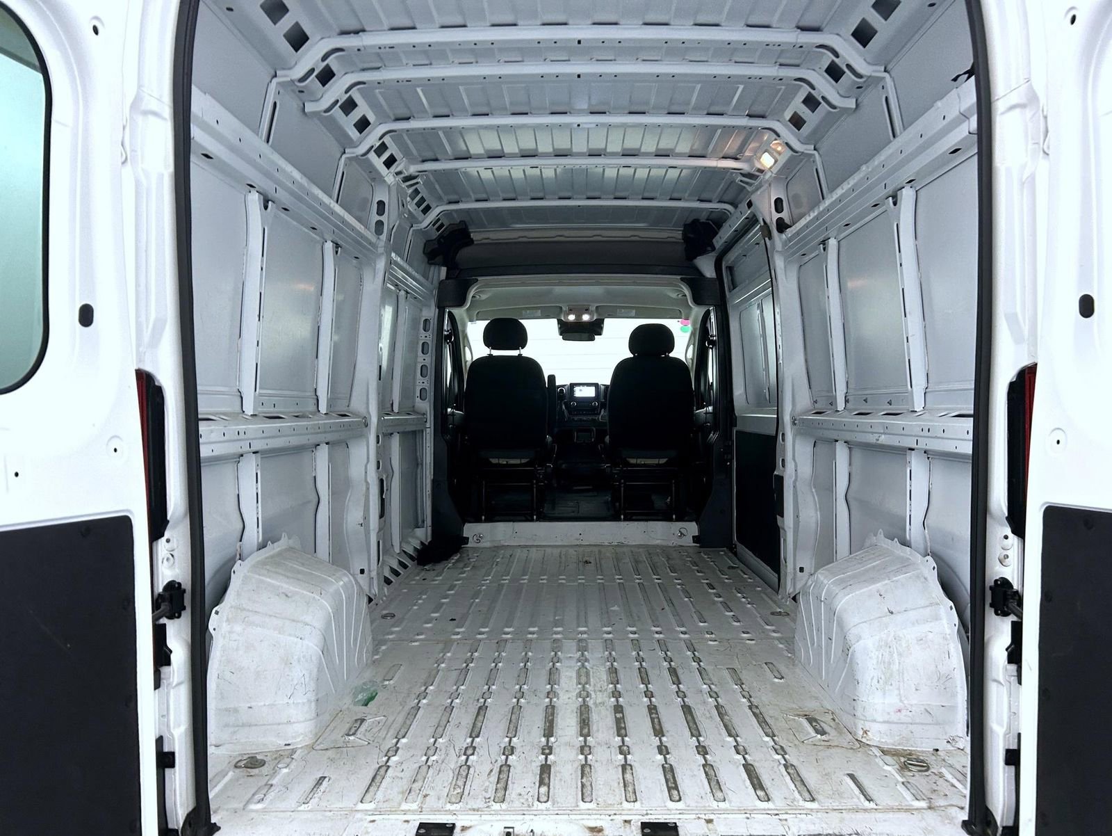 Used 2023 RAM ProMaster 2500 FWD image 18