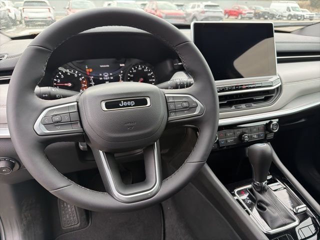 New 2026 Jeep Compass Limited AWD/4WD image 10