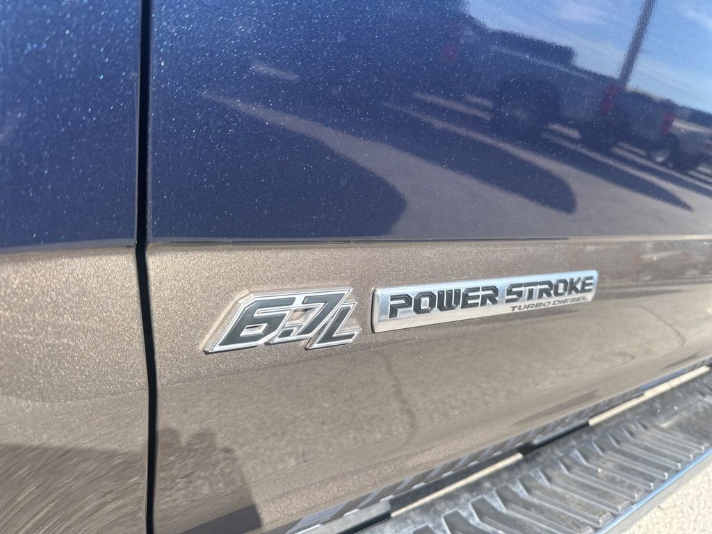 Used 2017 Ford F250 Lariat w/ Chrome Package AWD/4WD image 4