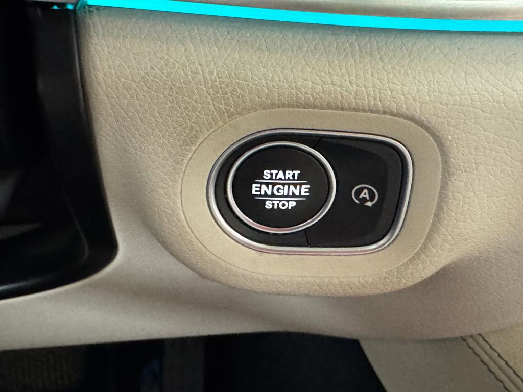 Used 2022 Mercedes-Benz GLS 450 4MATIC image 31