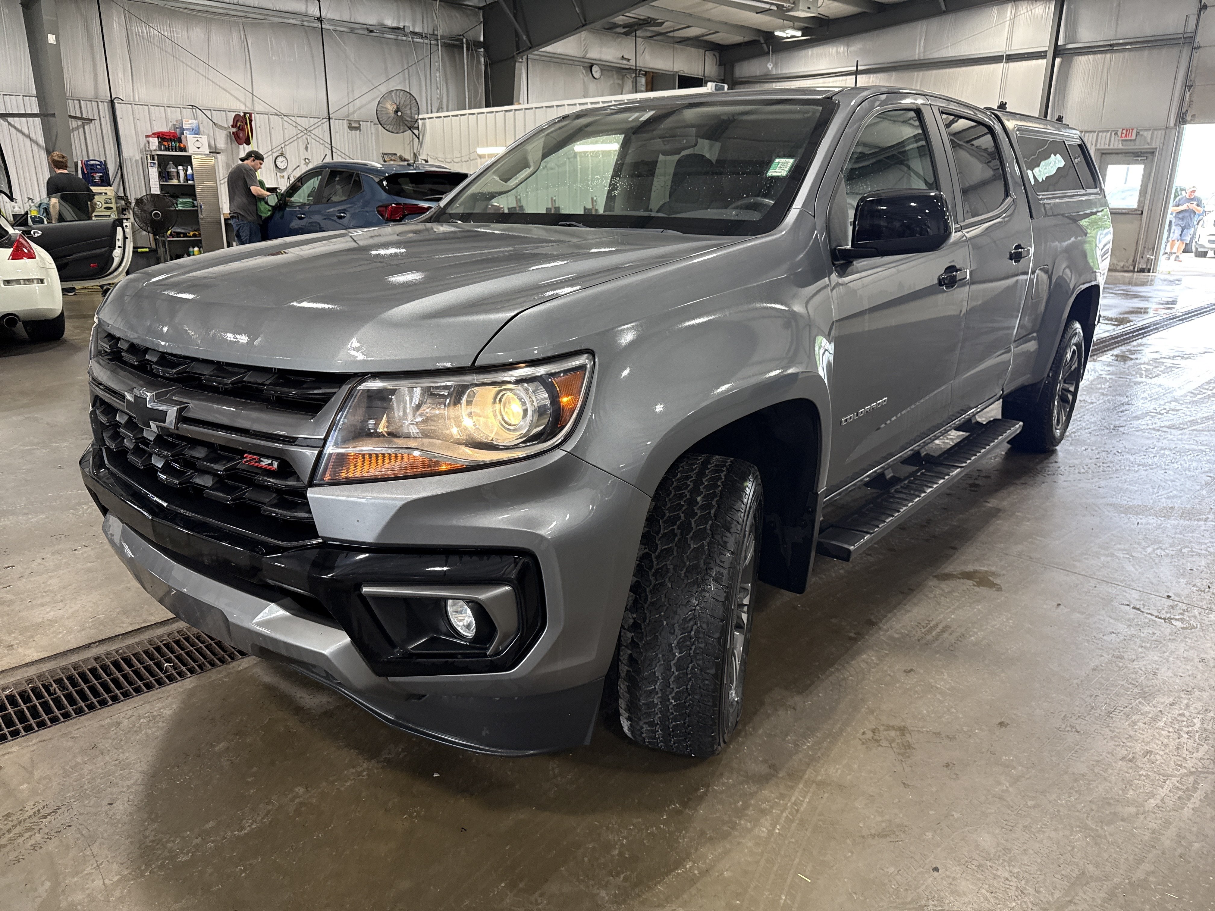 Used 2022 Chevrolet Colorado Z71 AWD/4WD image 6