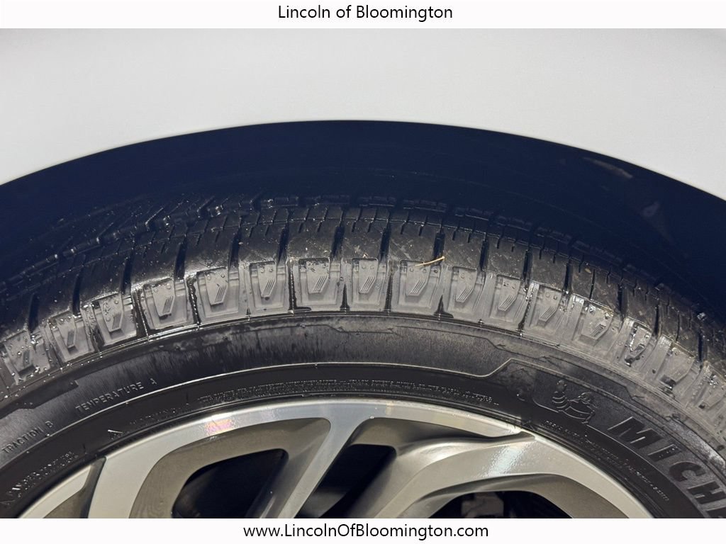 Certified 2025 Lincoln Navigator L Reserve AWD/4WD image 13