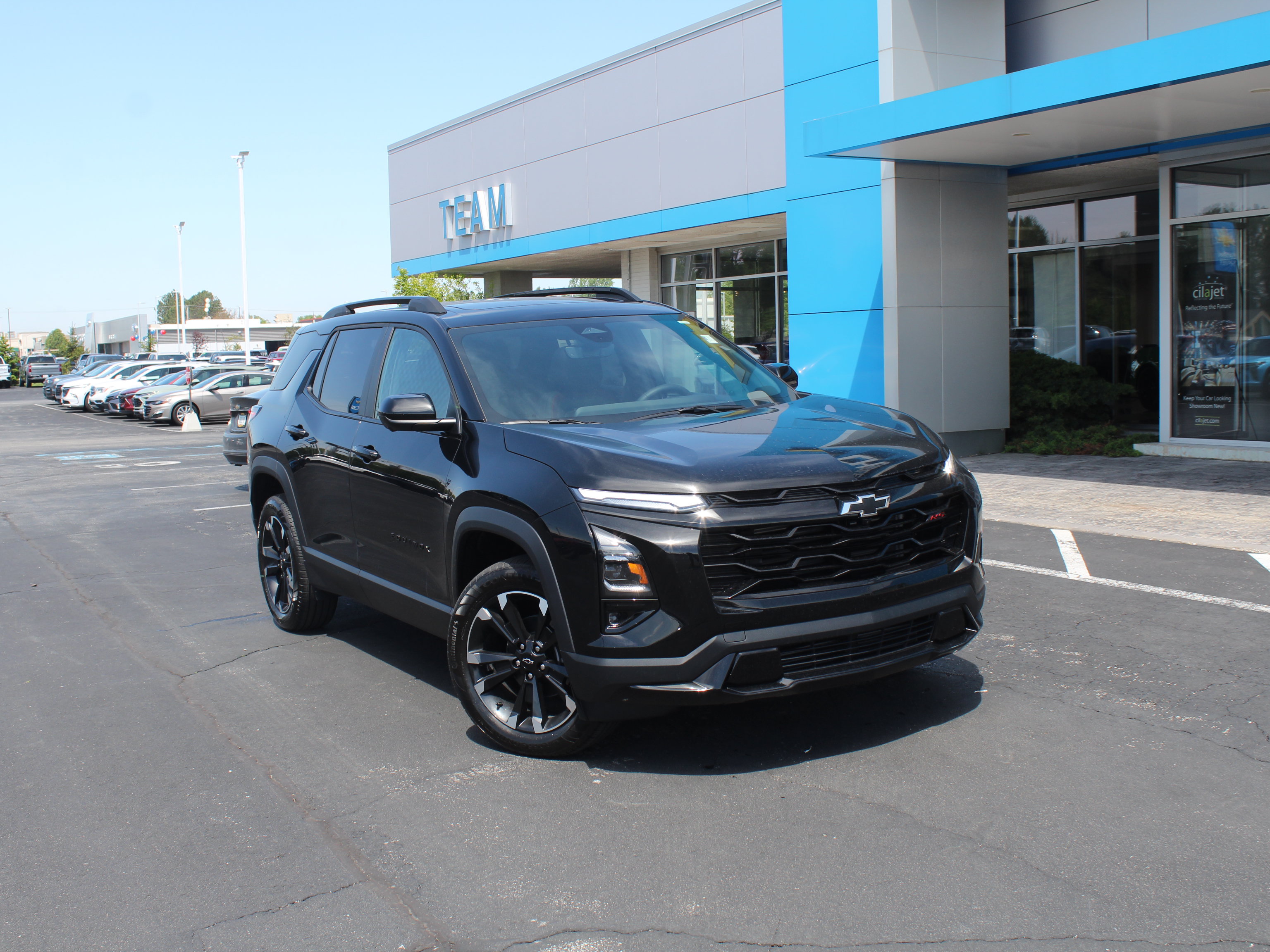 New 2026 Chevrolet Equinox RS w/ Convenience Package III AWD/4WD image 2
