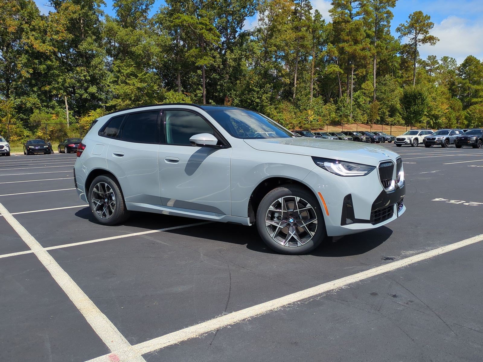 Certified 2026 BMW X3 xDrive30i w/ M Sport Package AWD/4WD image 2