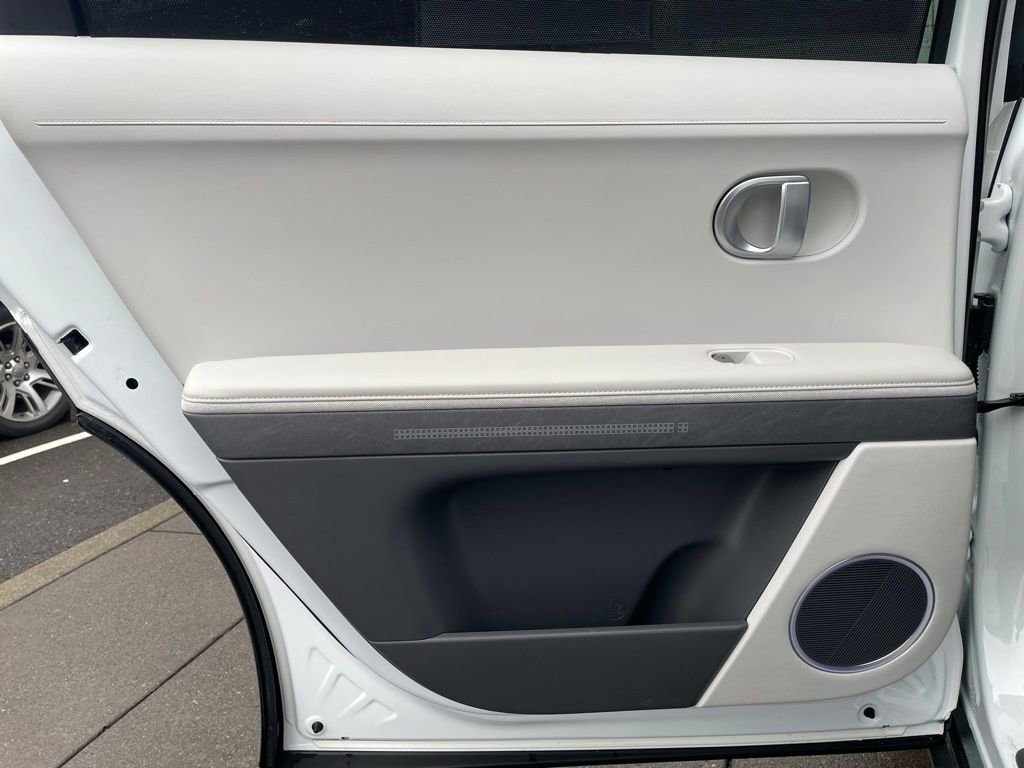 Used 2023 Hyundai Ioniq 5 Limited image 13