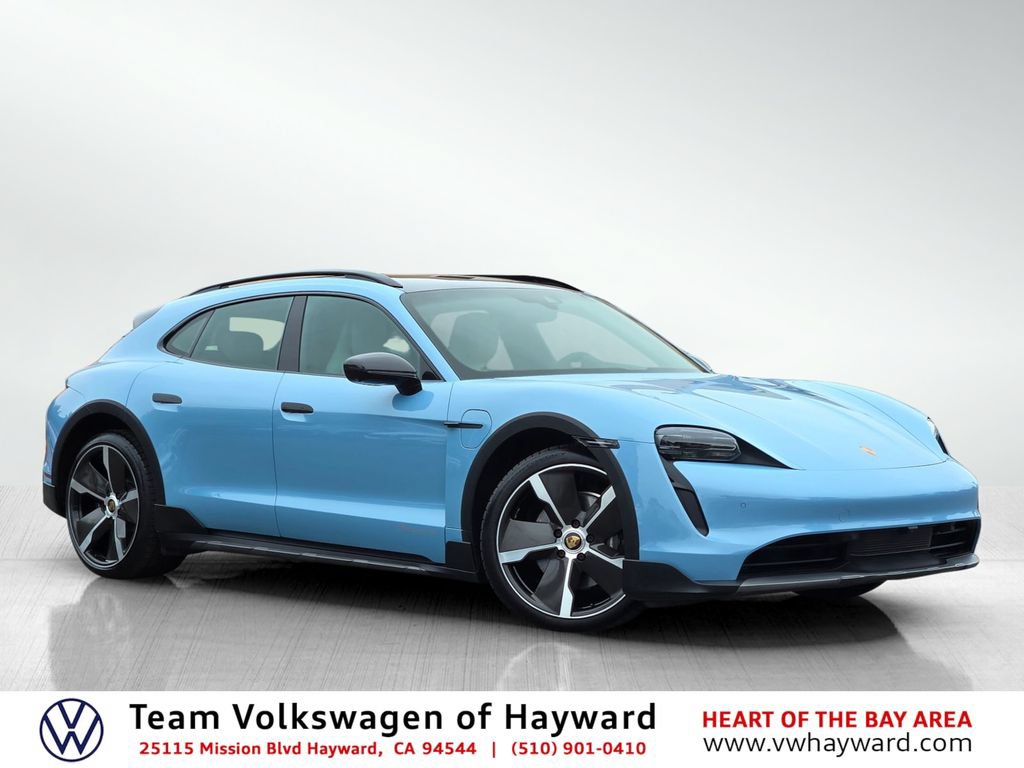 Used 2022 Porsche Taycan 4 Cross Turismo AWD/4WD image 1