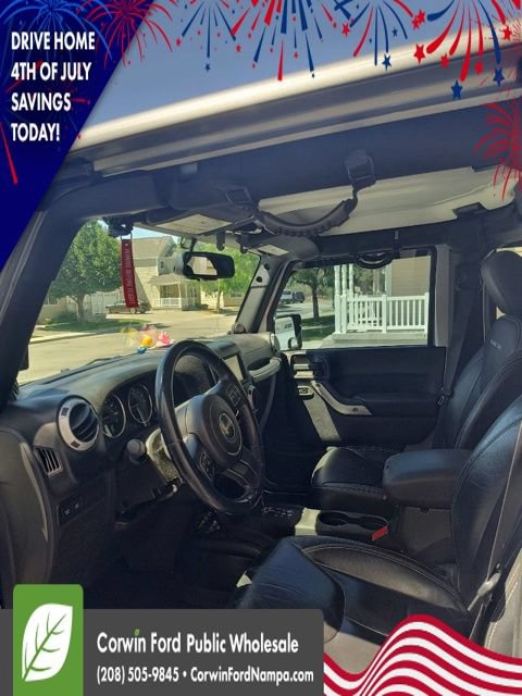 Used 2014 Jeep Wrangler Unlimited Rubicon w/ Dual Top Group AWD/4WD image 6