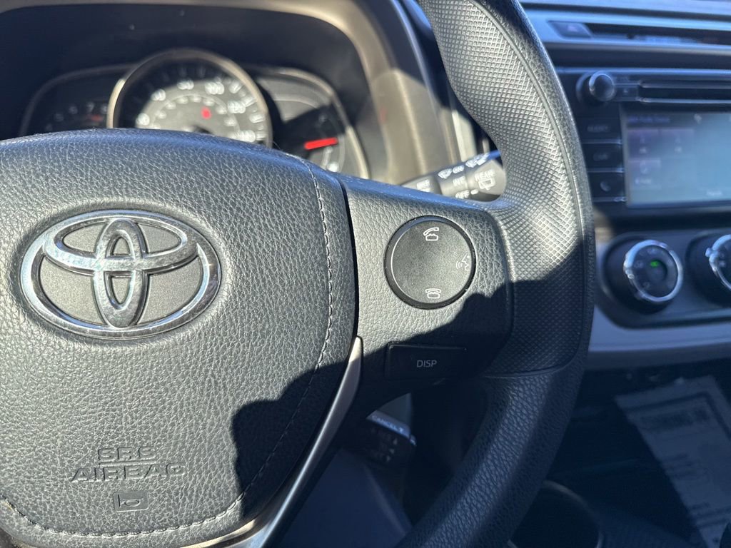Used 2015 Toyota RAV4 LE image 24