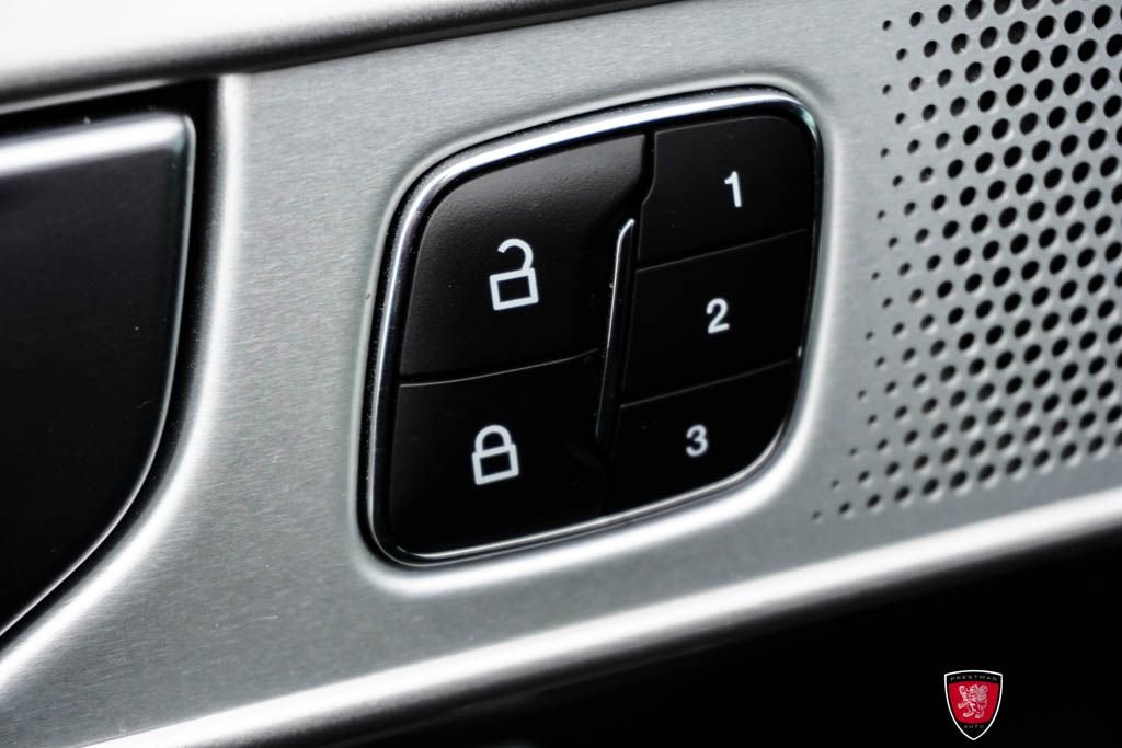 Used 2024 Ford Explorer ST w/ Equipment Group 401A AWD/4WD image 27