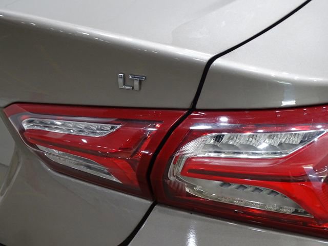 Used 2022 Chevrolet Malibu LT image 39