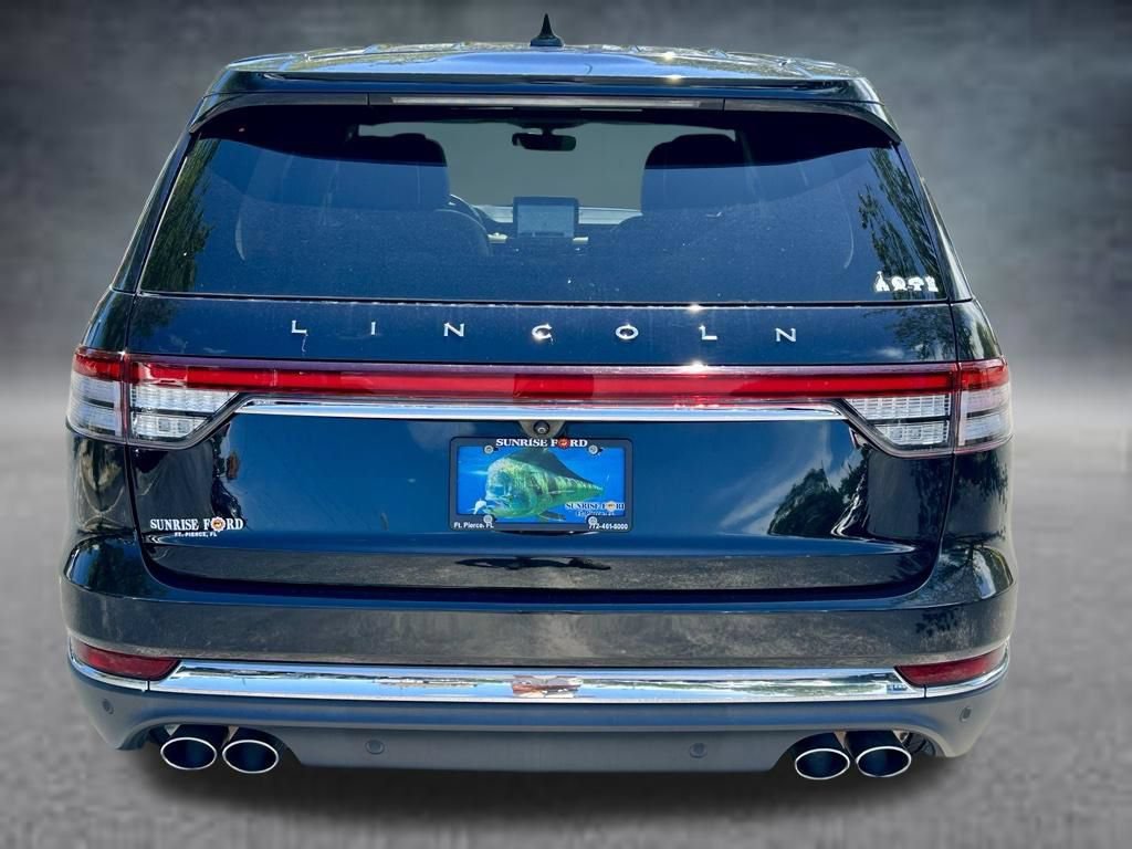 Used 2023 Lincoln Aviator Reserve w/ Equipment Group 201A AWD/4WD image 6