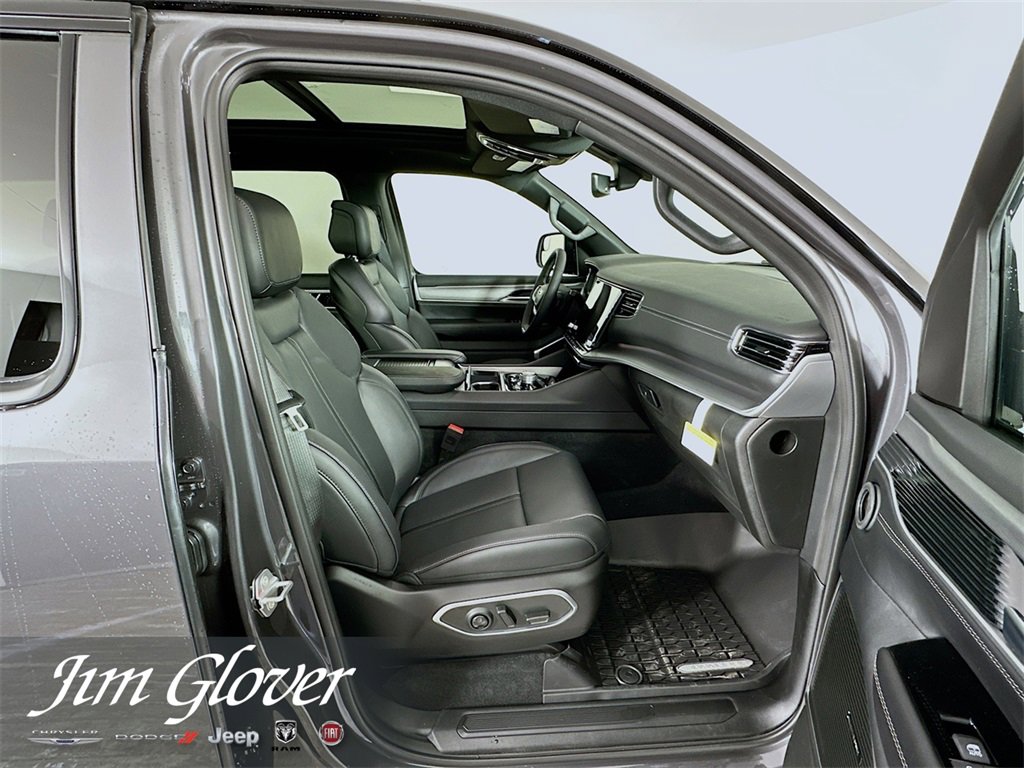 New 2025 Jeep Wagoneer Series II image 13