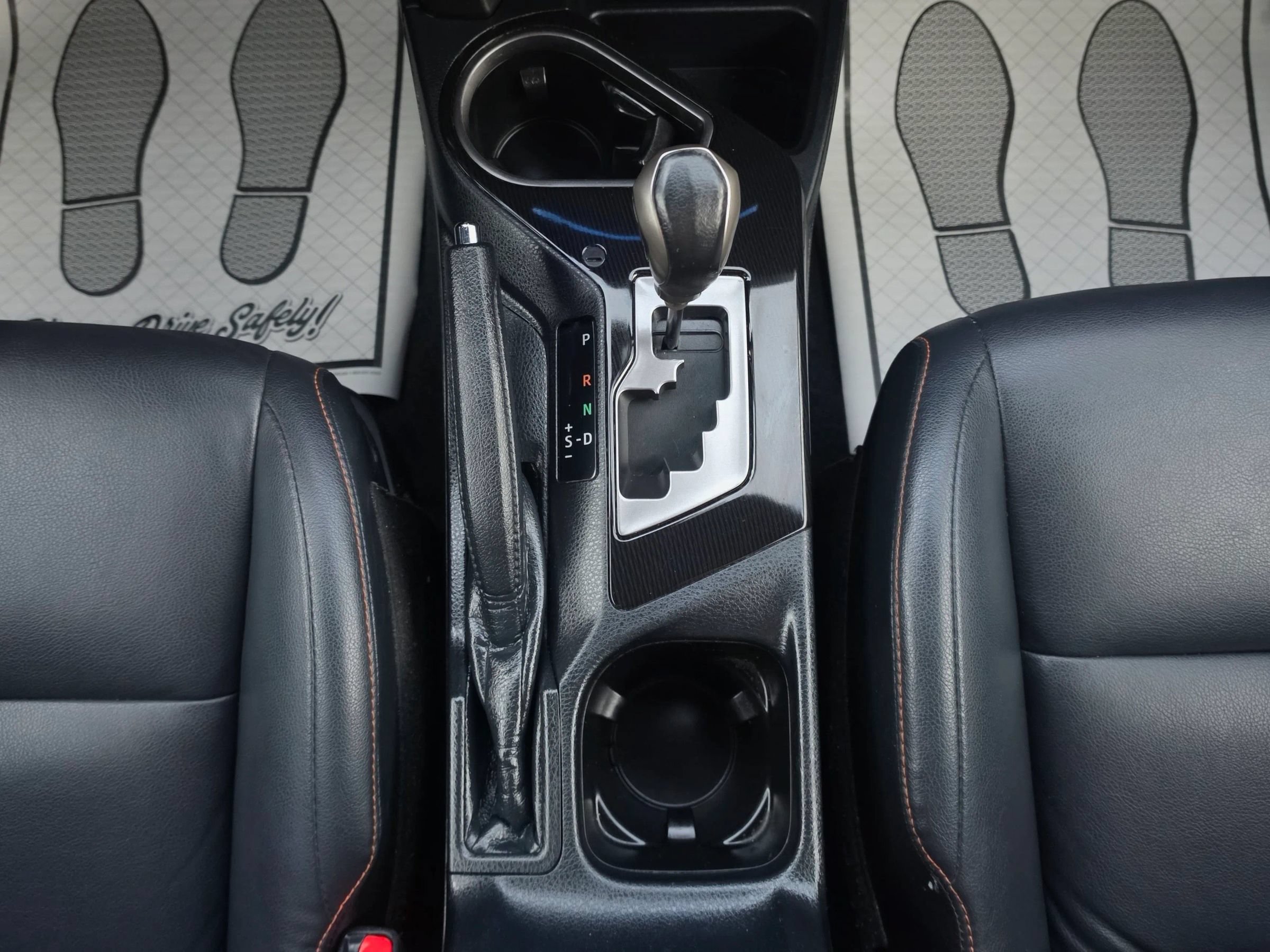 Used 2018 Toyota RAV4 SE FWD image 27