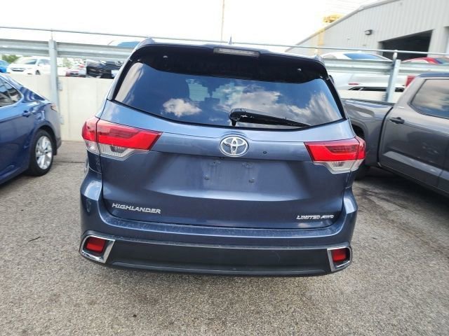 Used 2019 Toyota Highlander Limited AWD/4WD image 5