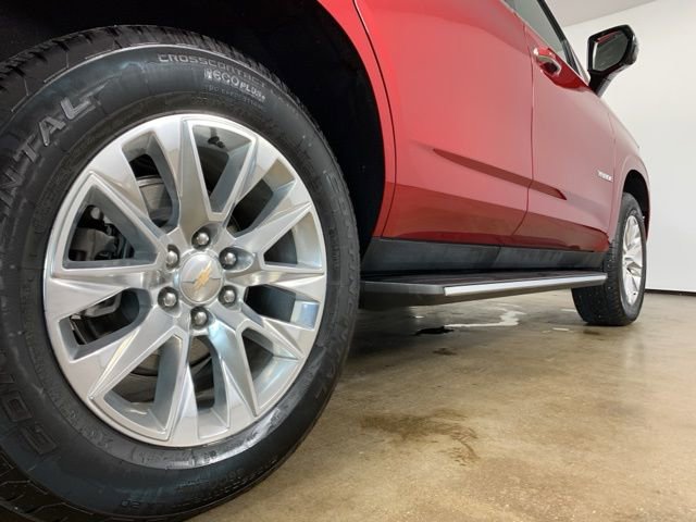 Used 2025 Chevrolet Tahoe Premier image 9