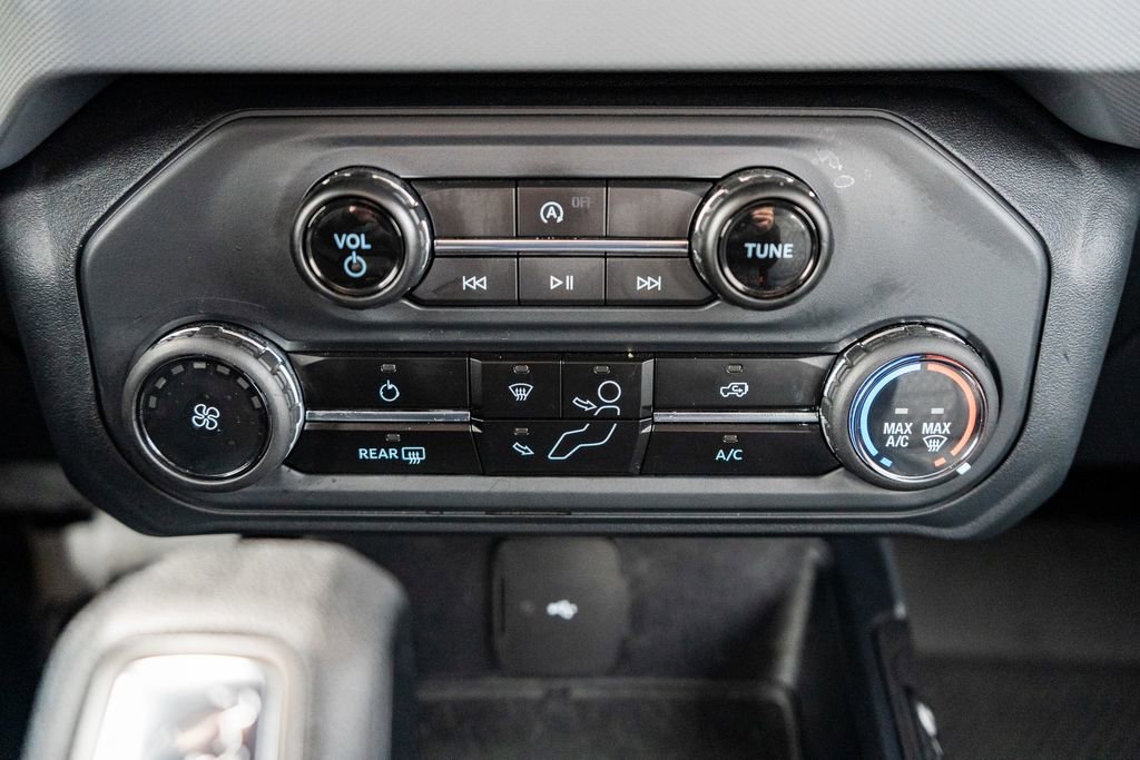 Used 2023 Ford Bronco Base image 31