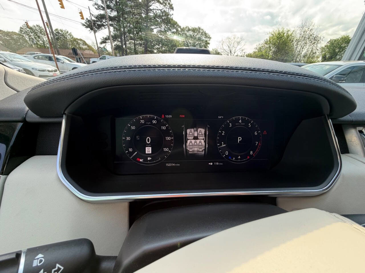 Used 2018 Land Rover Range Rover HSE AWD/4WD image 12