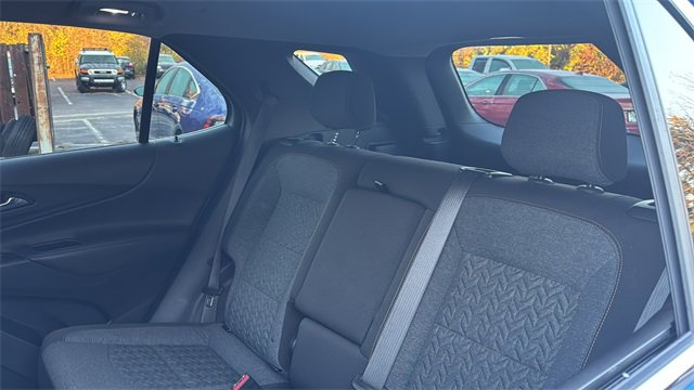 Used 2024 Chevrolet Equinox LT image 23