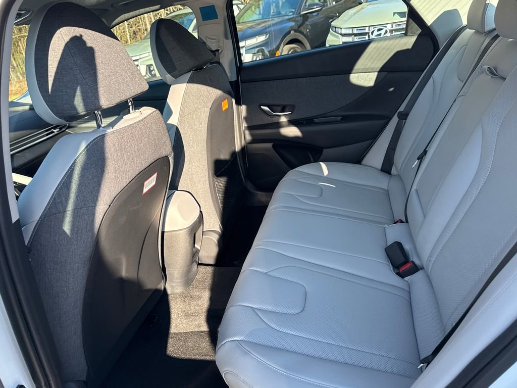 New 2026 Hyundai Elantra Limited w/ Cargo Package image 11